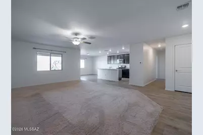 7548 W Portugal Place, Tucson, AZ 85757 - Photo 6