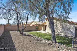 7757 S Precious Opal Dr, Tucson, AZ 85747 - Photo 36