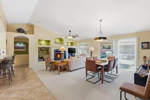 976 N Night Heron Dr, Green Valley, AZ 85614 - Photo 6