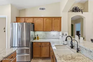 976 N Night Heron Dr, Green Valley, AZ 85614 - Photo 16