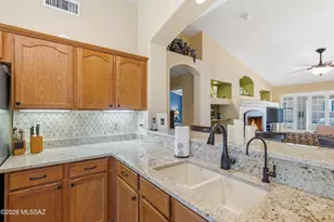 976 N Night Heron Dr, Green Valley, AZ 85614 - Photo 20