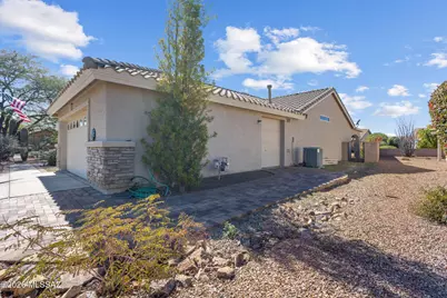 1547 N Buttes Drive, Green Valley, AZ 85614 - Photo 2