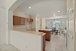 1547 N Buttes Dr, Green Valley, AZ 85614 - Photo 24
