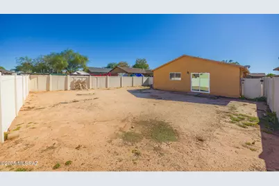 8296 W Redshank Drive, Tucson, AZ 85757 - Photo 22