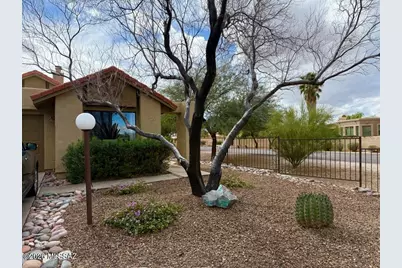200 E Suntree Street, Tucson, AZ 85737 - Photo 2