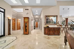 7573 E Crested Saguaro Pl, Tucson, AZ 85750 - Photo 2