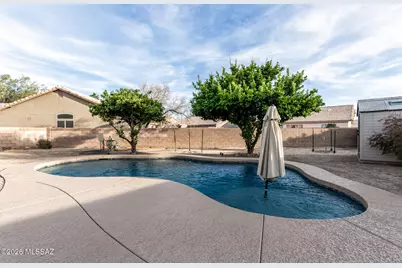 7609 W Running Bear Drive, Tucson, AZ 85743 - Photo 32