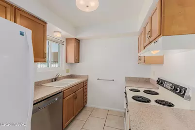 5935 E Sun County Boulevard, Tucson, AZ 85712 - Photo 12