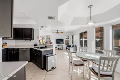 7976 E Alandale Place, Tucson, AZ 85715 - Photo 4