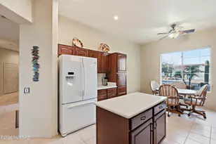 8083 W Greensleeves Way, Tucson, AZ 85743 - Photo 8