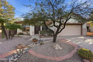 8083 W Greensleeves Way, Tucson, AZ 85743 - Photo 2
