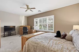 8083 W Greensleeves Way, Tucson, AZ 85743 - Photo 18