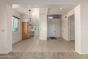 8119 N Peppersauce Dr, Tucson, AZ 85704 - Photo 8