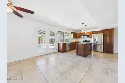 10501 E Calle Del Este, Tucson, AZ 85748 - Photo 8