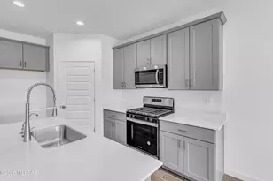 12538 W Nicholas Dr, Marana, AZ 85653 - Photo 6