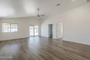 6603 E Ladonna Ln, Tucson, AZ 85756 - Photo 8