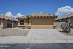 6603 E Ladonna Ln, Tucson, AZ 85756 - Photo 2