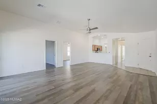 6603 E Ladonna Ln, Tucson, AZ 85756 - Photo 4