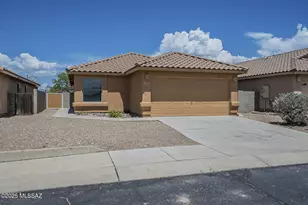 6603 E Ladonna Ln, Tucson, AZ 85756 - Photo 1
