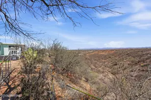 816 N Ridgeview Pl, Huachuca City, AZ 85616 - Photo 44