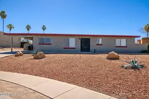 9006 E 8th St, Tucson, AZ 85710 - Photo 1