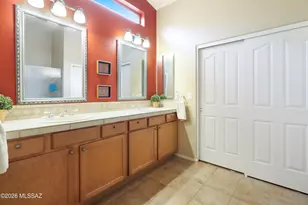 2328 E Desert Pueblo Pass, Green Valley, AZ 85614 - Photo 20