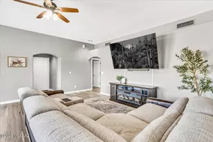 17686 W Star Cluster Pl, Marana, AZ 85653 - Photo 8