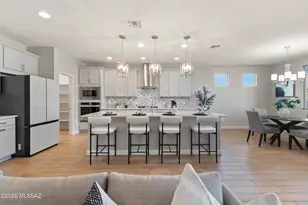 11587 N Desert Calico Lp, Oro Valley, AZ 85742 - Photo 2