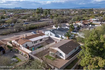 2040 N Campbell Avenue, Tucson, AZ 85719 - Photo 2