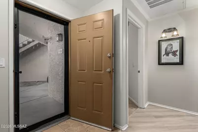 2550 E River Road #11104, Tucson, AZ 85718 - Photo 4