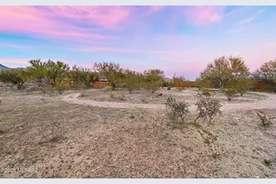 9130 E Chof Ovi Drive, Tucson, AZ 85749 - Photo 40