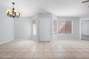 10235 E Rainbow Meadow Dr, Tucson, AZ 85747 - Photo 6