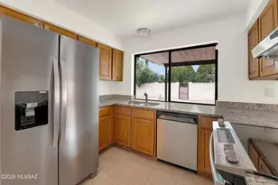 9521 E 29th St, Tucson, AZ 85748 - Photo 10