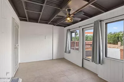 295 W Placita De Los Anillos, Green Valley, AZ 85614 - Photo 16