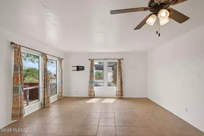 295 W Placita De Los Anillos, Green Valley, AZ 85614 - Photo 10