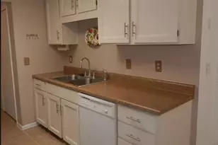 295 W Placita de Los Anillos, Green Valley, AZ 85614 - Photo 8