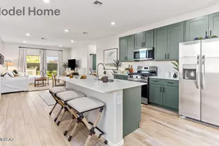 10418 W Thetford Ln, Marana, AZ 85653 - Photo 2