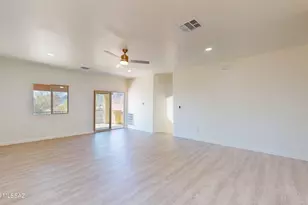 2986 W Touring Pl, Tucson, AZ 85746 - Photo 10