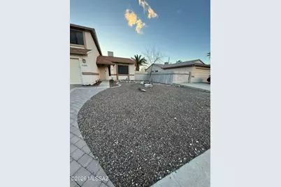 5841 N Belbrook Drive, Tucson, AZ 85741 - Photo 2