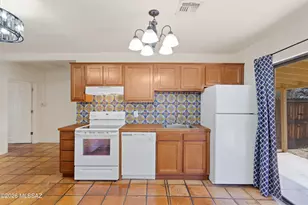 4564 E Seneca St, Tucson, AZ 85712 - Photo 28