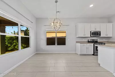 8874 W Saguaro Skies Road, Marana, AZ 85653 - Photo 10