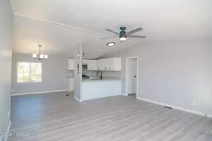 7295 N Desert Post Ln, Tucson, AZ 85743 - Photo 4