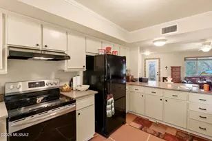 551 S Paseo Felice, Green Valley, AZ 85614 - Photo 8