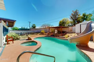 2209 W Window Rock Dr, Tucson, AZ 85745 - Photo 36