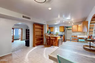 2209 W Window Rock Dr, Tucson, AZ 85745 - Photo 8