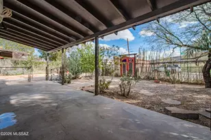 328 W 38th St, Tucson, AZ 85713 - Photo 2