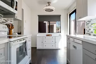 2417 N Palo Hacha Dr, Tucson, AZ 85745 - Photo 14