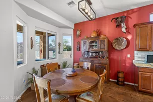 837 W Bosch Dr, Green Valley, AZ 85614 - Photo 10