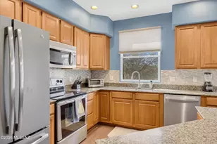 2431 E Autumn Flower Dr, Tucson, AZ 85718 - Photo 4