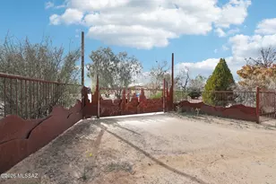 10970 S Wrangler Dr, Tucson, AZ 85736 - Photo 2